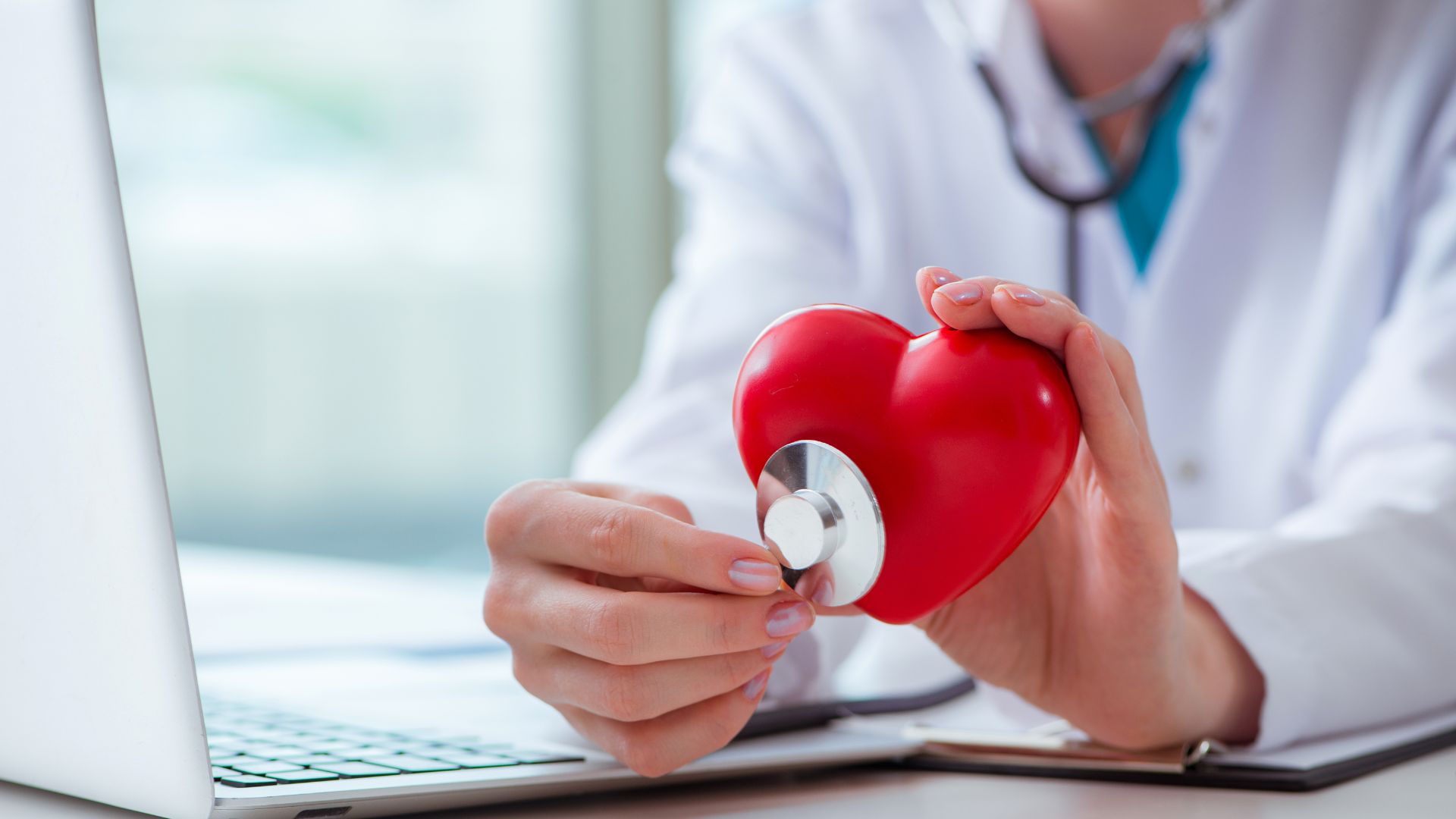 How Internal Medicine Specialists Help with Multisystem Diseases