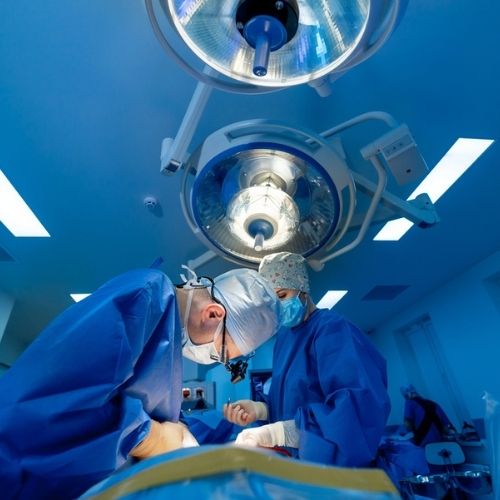 Exploring the Benefits of Robotic Surgery in Minimally Invasive Procedures